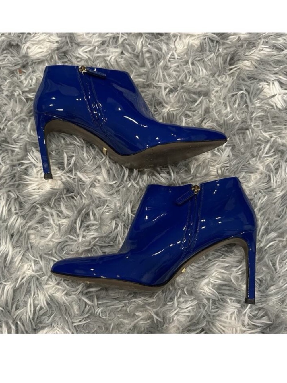 Gucci Blue Patent Leather Pointed Toe Booties 37.5 - Picture 4 of 11